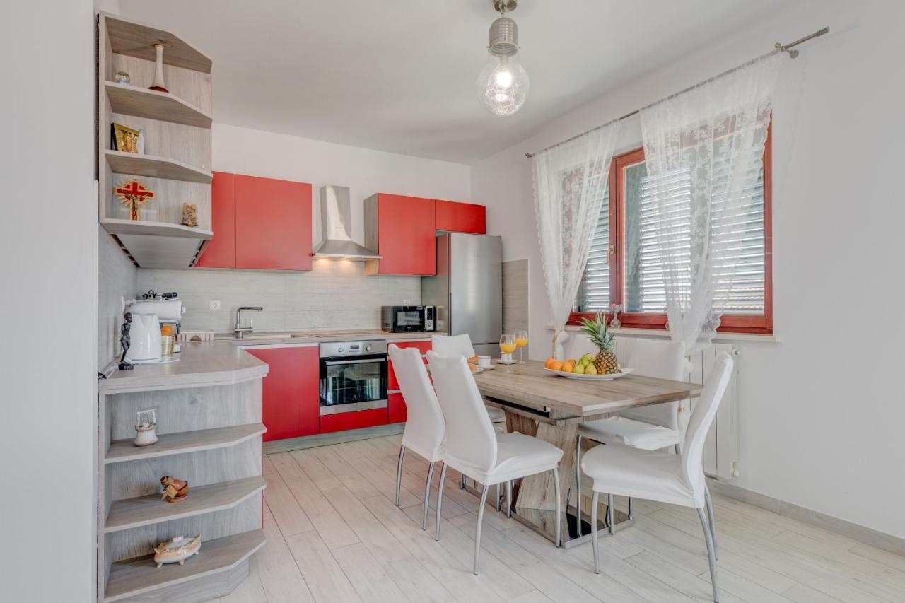 פודסטראנה Apartman Aurelia מראה חיצוני תמונה